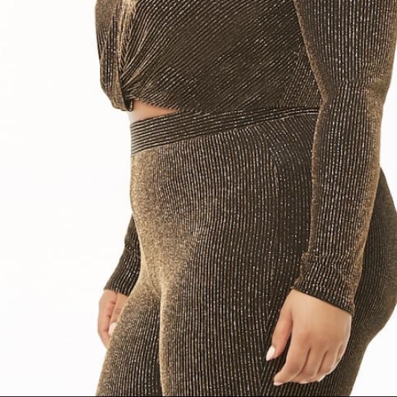 FOREVER 21+ 2 PIECES BLOUSE AND PANTS SIZE 3X - Picture 2 of 6